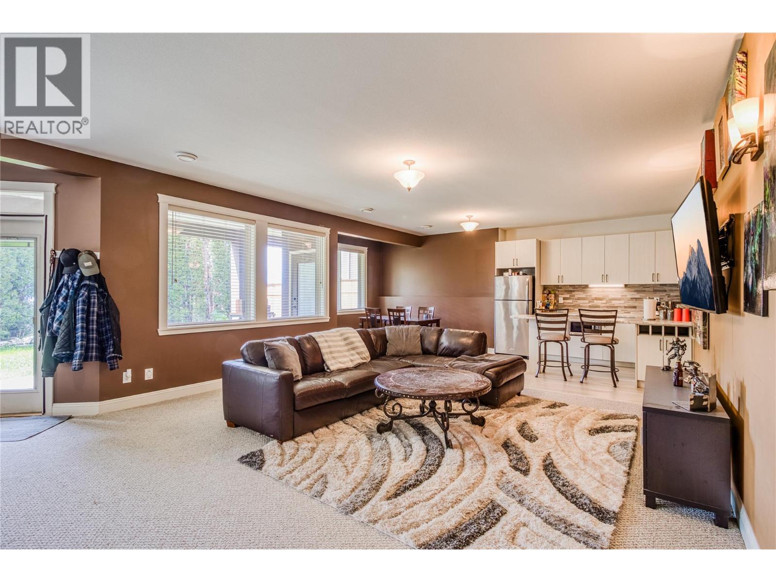 Photo 71 of 1084 Hume Avenue, Kelowna BC