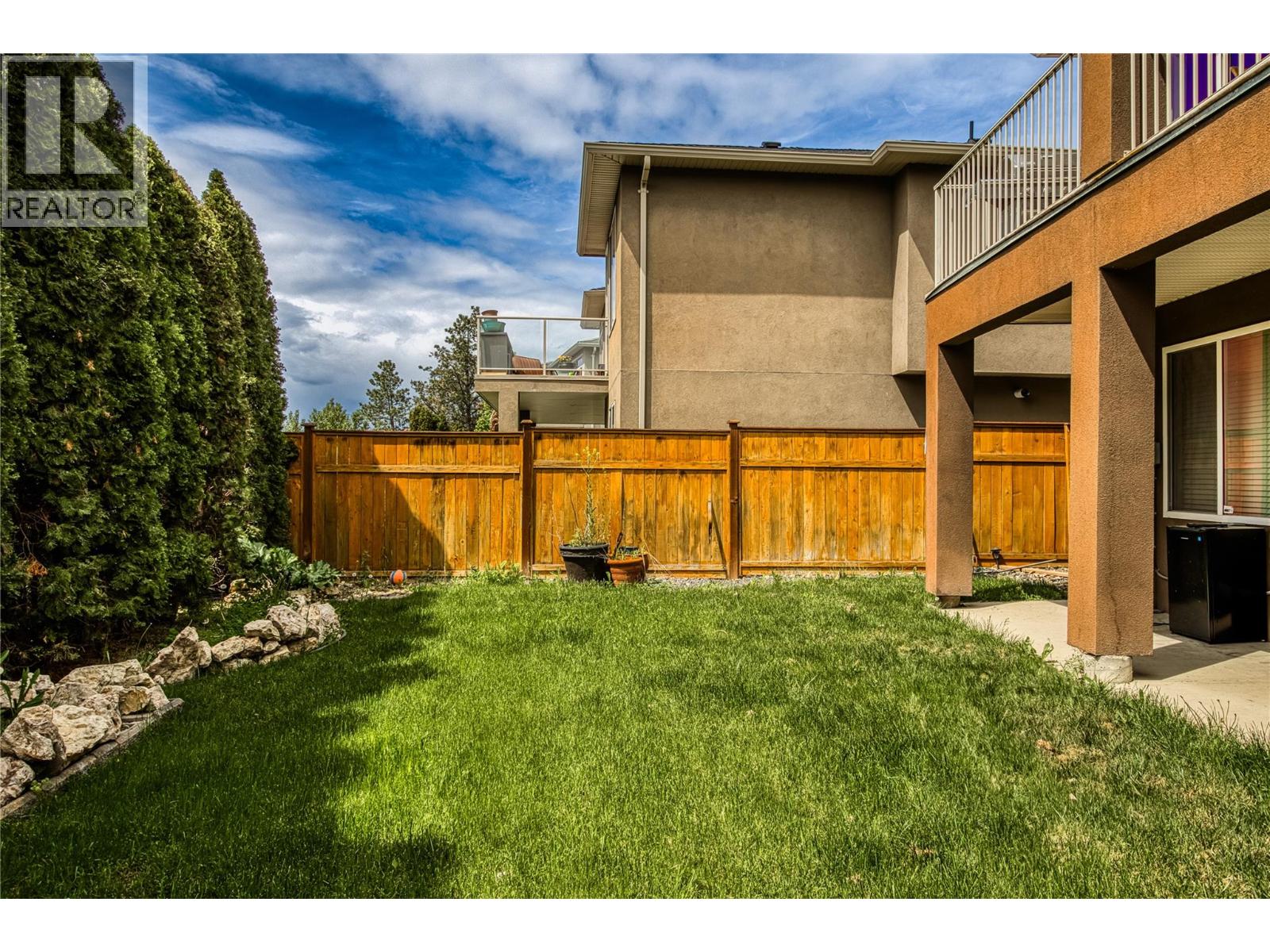 Photo 68 of 1084 Hume Avenue, Kelowna BC