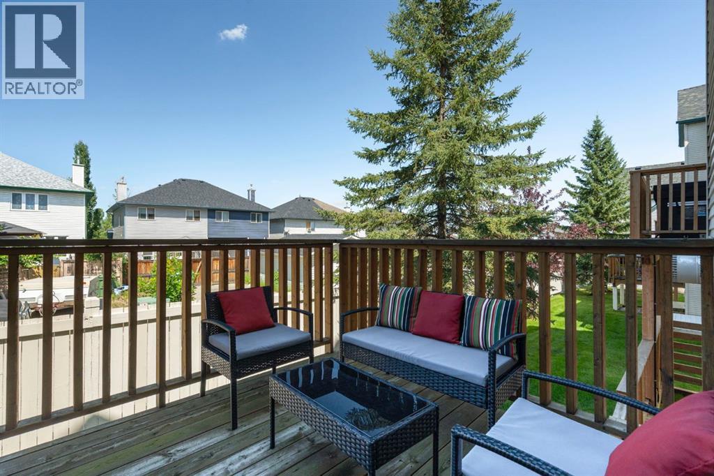 Single Family House 4 Level for Sale in  Bridlewood Lane SW Bridlewood Calgary 