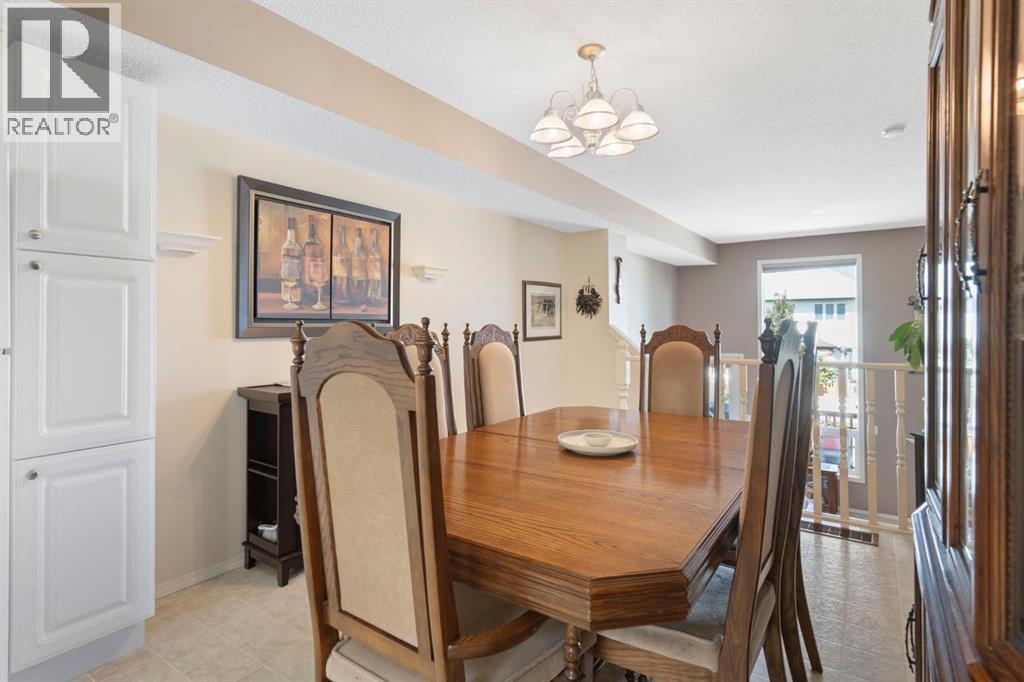 Single Family House 4 Level for Sale in  Bridlewood Lane SW Bridlewood Calgary 