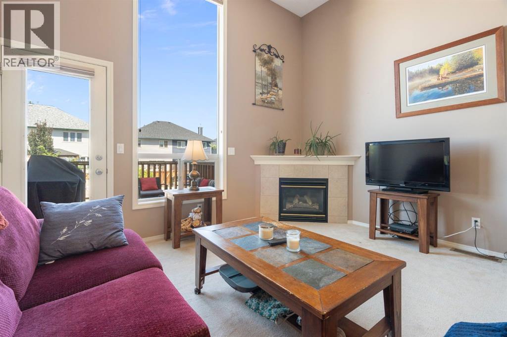 Single Family House 4 Level for Sale in  Bridlewood Lane SW Bridlewood Calgary 