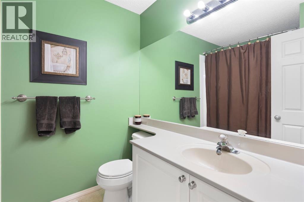 Single Family House 4 Level for Sale in  Bridlewood Lane SW Bridlewood Calgary 