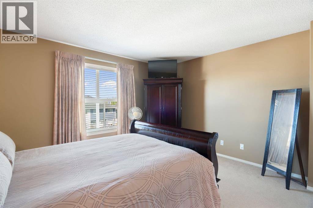 Single Family House 4 Level for Sale in  Bridlewood Lane SW Bridlewood Calgary 