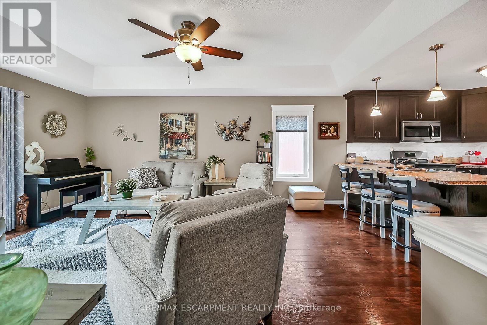 Photo 15 of 726 St George Street, Norfolk ON