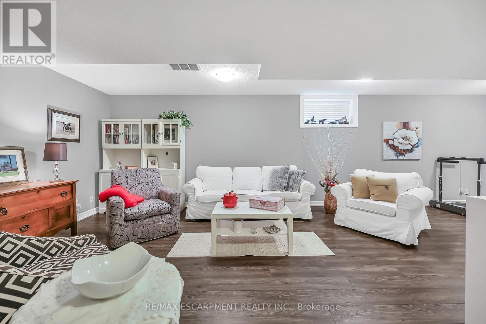 Photo 24 of 726 St George Street, Norfolk ON