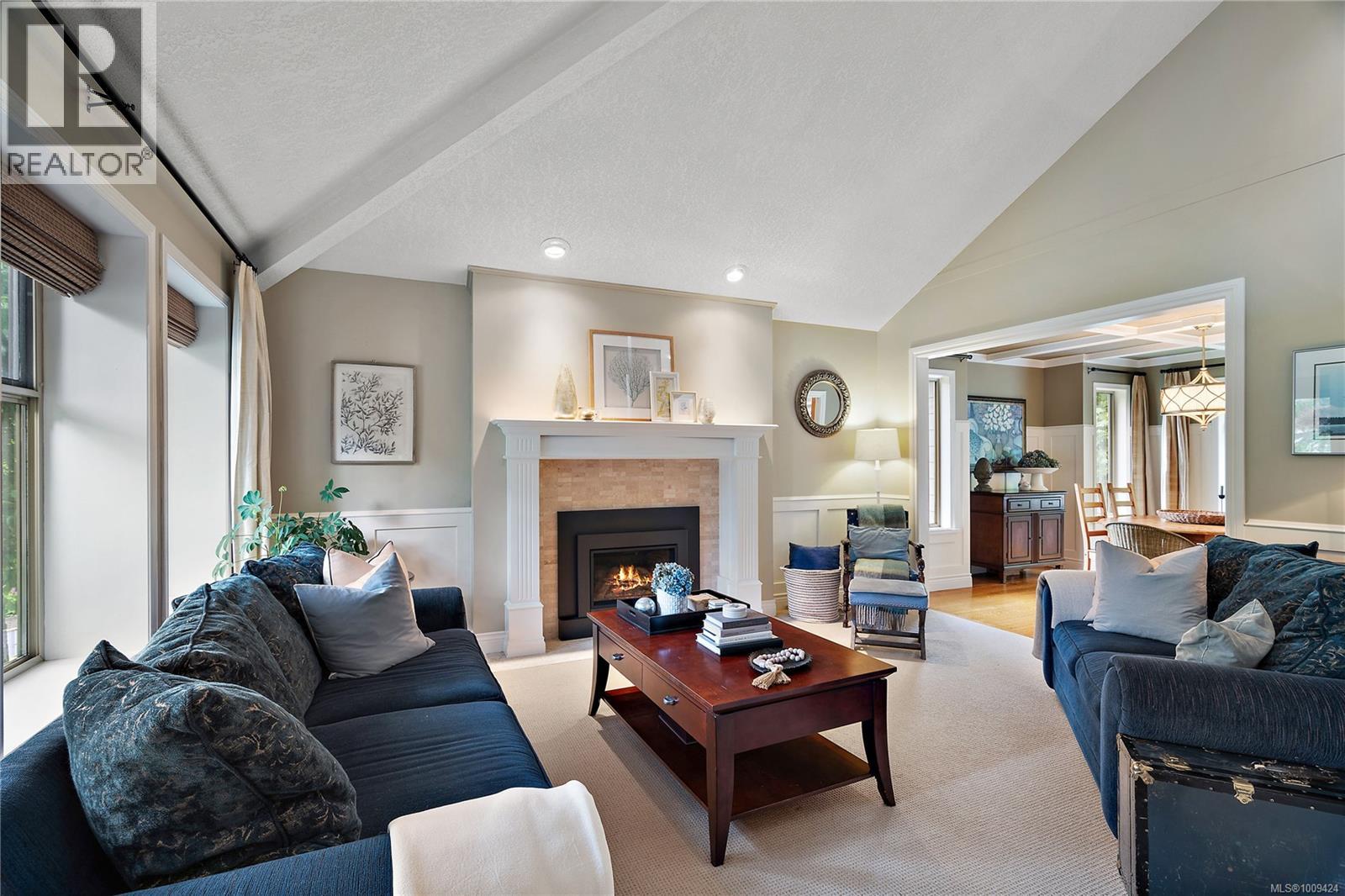 Photo 2 of 1590 Mayneview Terr, North Saanich BC