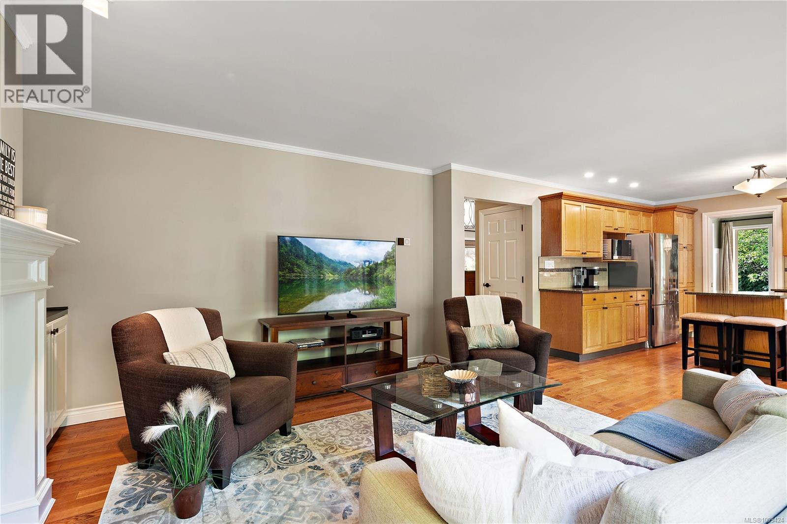 Photo 25 of 1590 Mayneview Terr, North Saanich BC