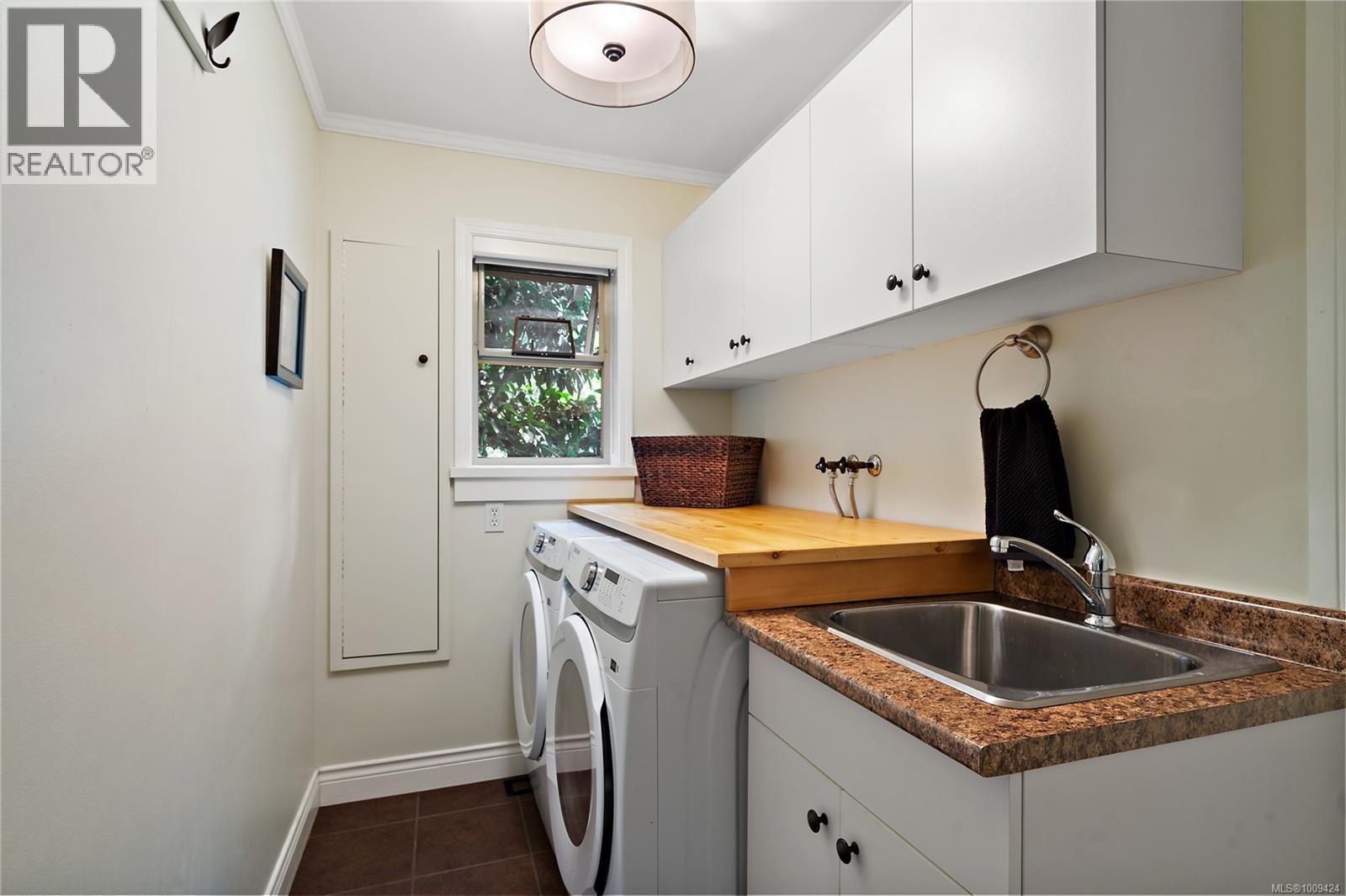 Photo 52 of 1590 Mayneview Terr, North Saanich BC