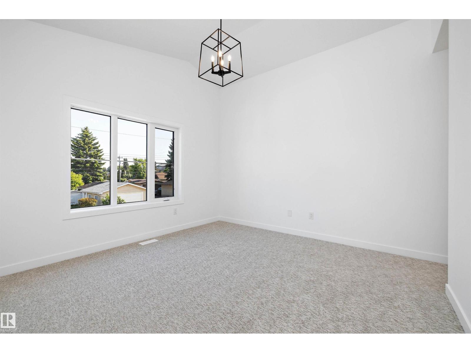 Photo 28 of 7505 Rowland Road Nw, Edmonton AB
