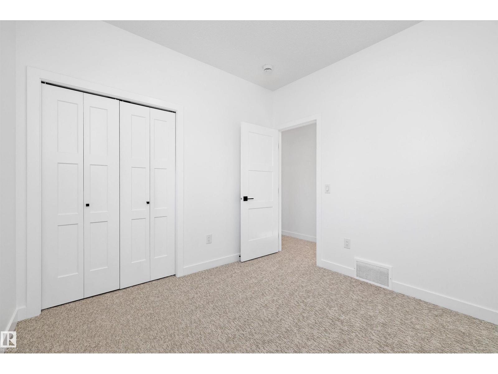 Photo 26 of 7505 Rowland Road Nw, Edmonton AB
