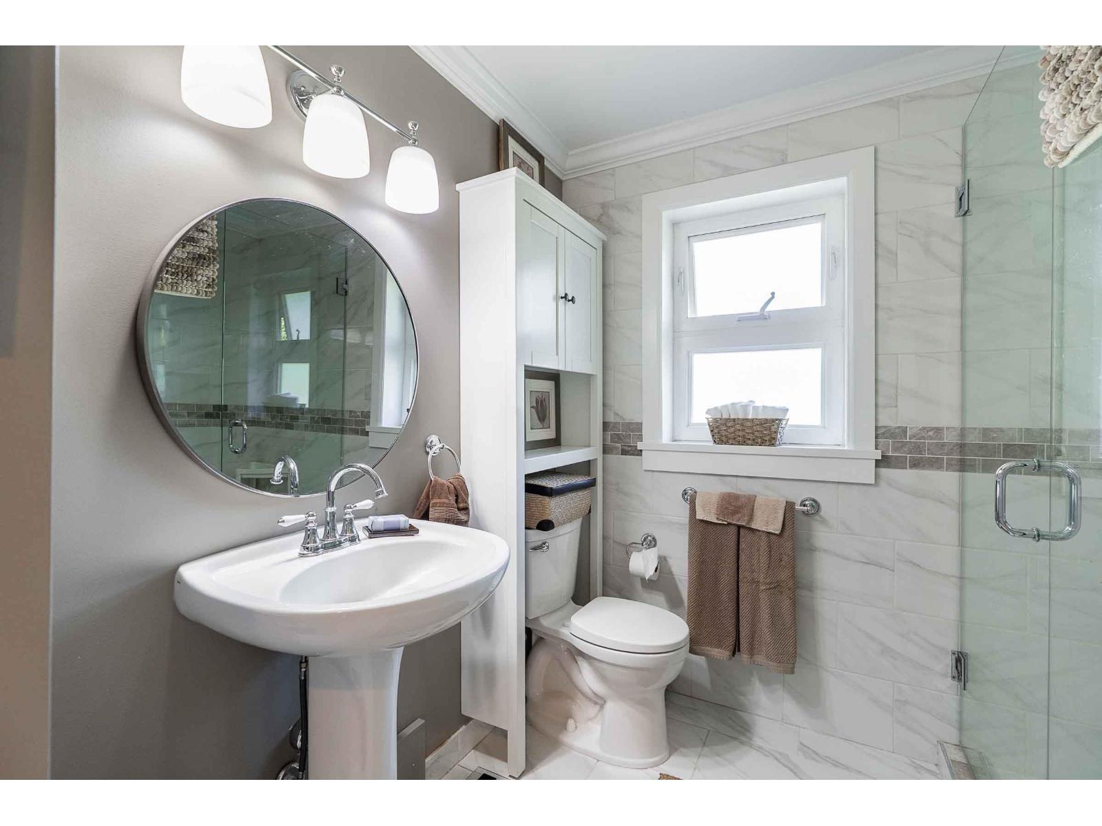 Photo 17 of 24862 16 Avenue, Langley BC