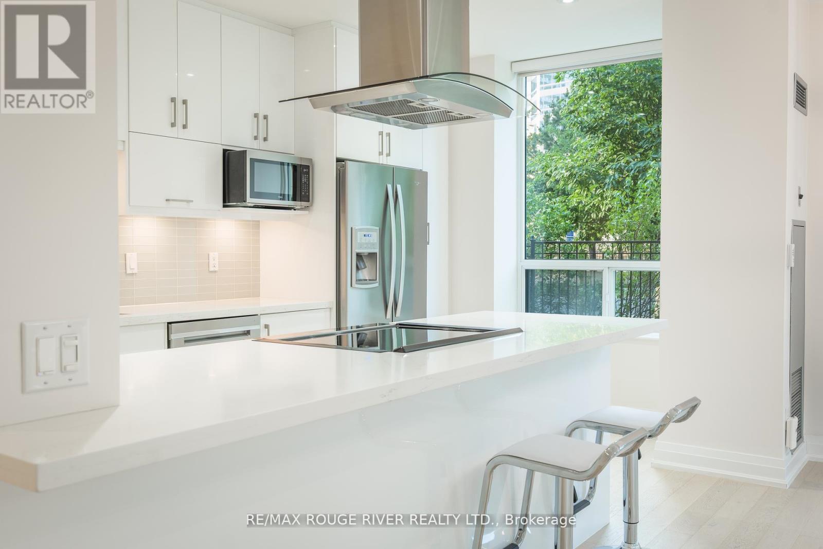 Photo 1 of 109 238 Doris Avenue, Toronto ON