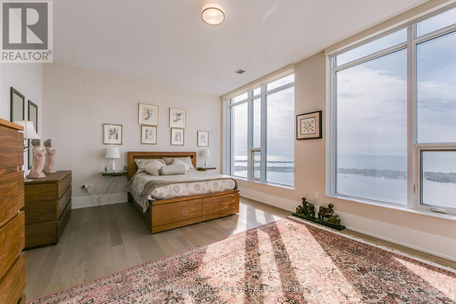 Photo 22 of 6810 10 York Street, Toronto ON
