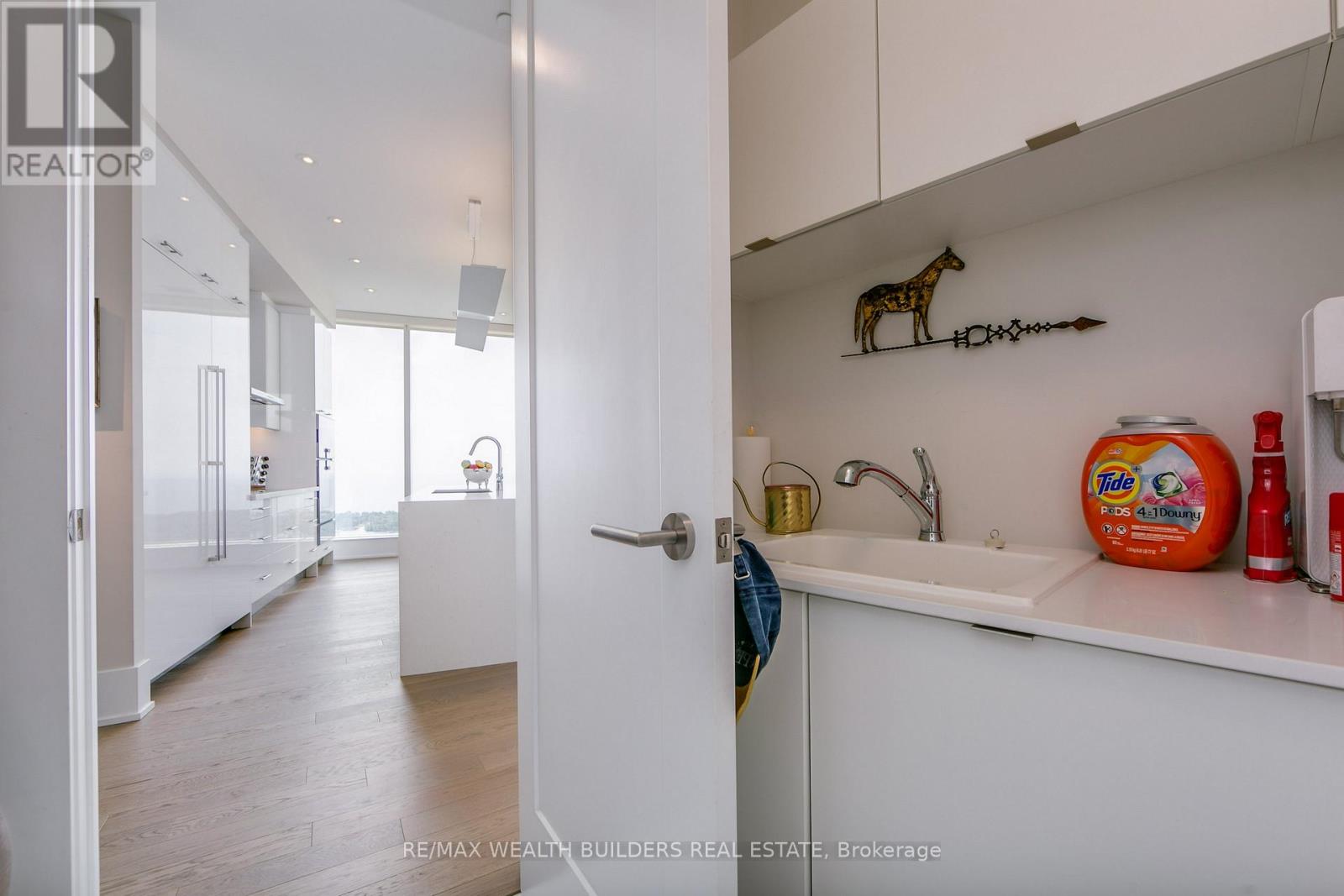 Photo 39 of 6810 10 York Street, Toronto ON