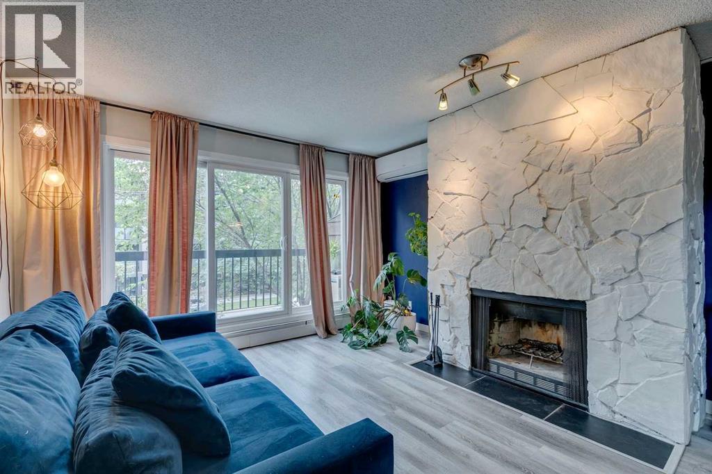 Single Family House for Sale in   A Street NE Renfrew Calgary 