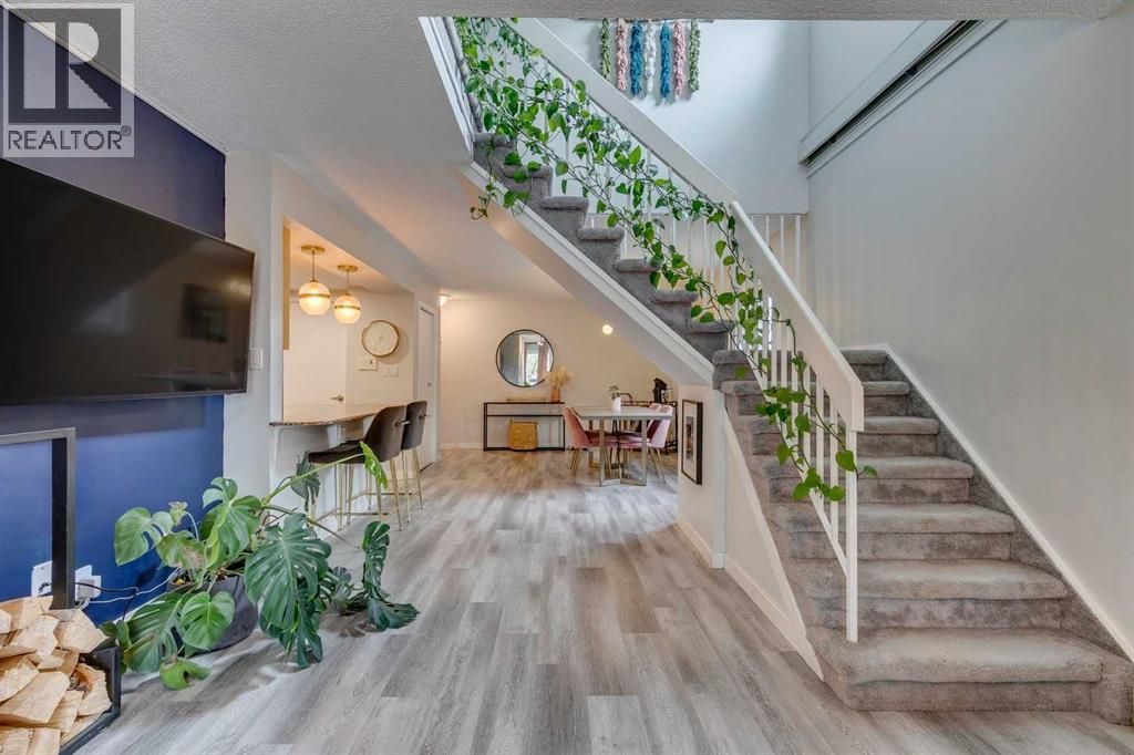 Single Family House for Sale in   A Street NE Renfrew Calgary 