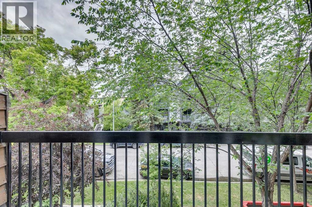 Single Family House for Sale in   A Street NE Renfrew Calgary 