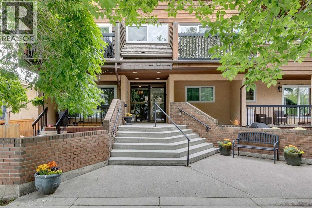Single Family House for Sale in   A Street NE Renfrew Calgary 