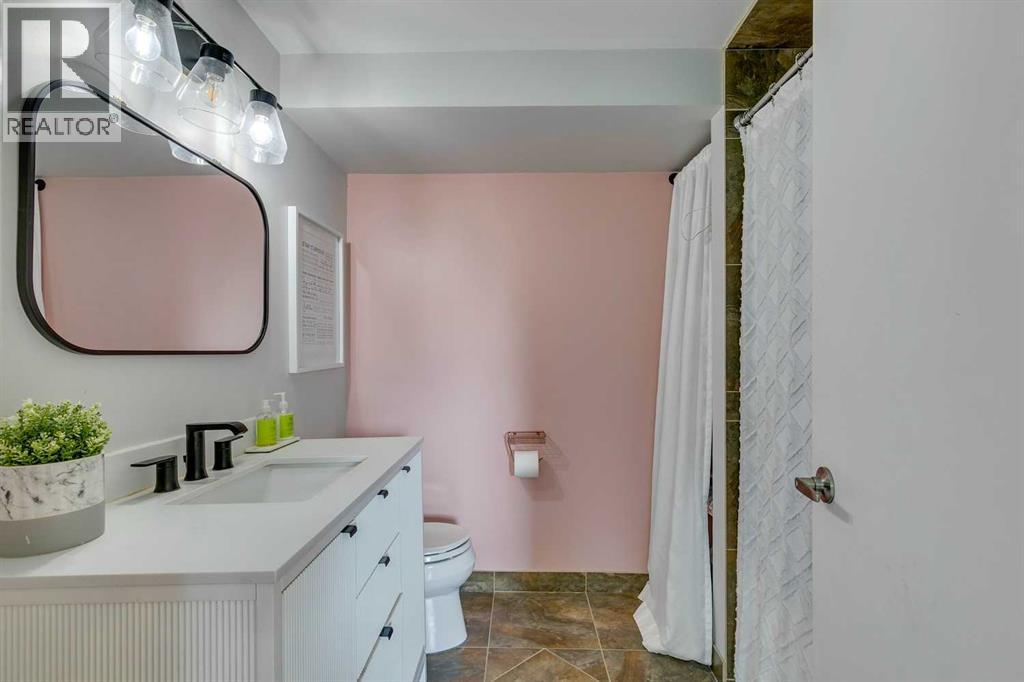 Single Family House for Sale in   A Street NE Renfrew Calgary 