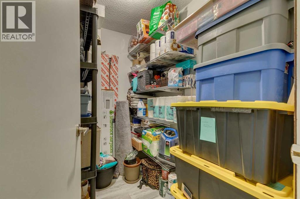Single Family House for Sale in   A Street NE Renfrew Calgary 