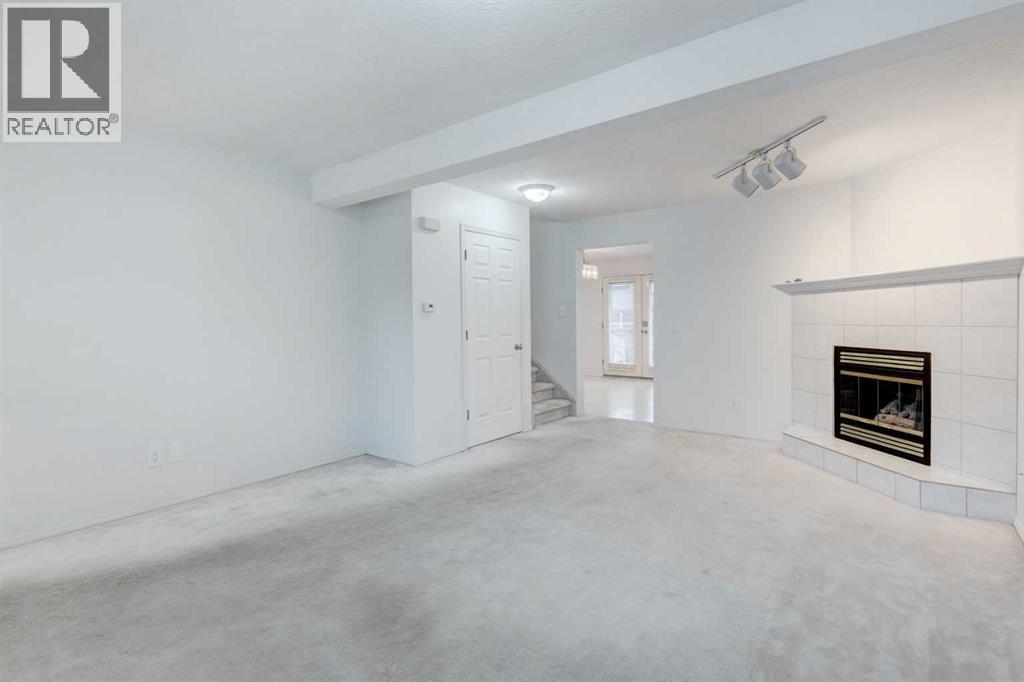 Single Family House for Sale in  Sandpiper Court NW Sandstone Valley Calgary 