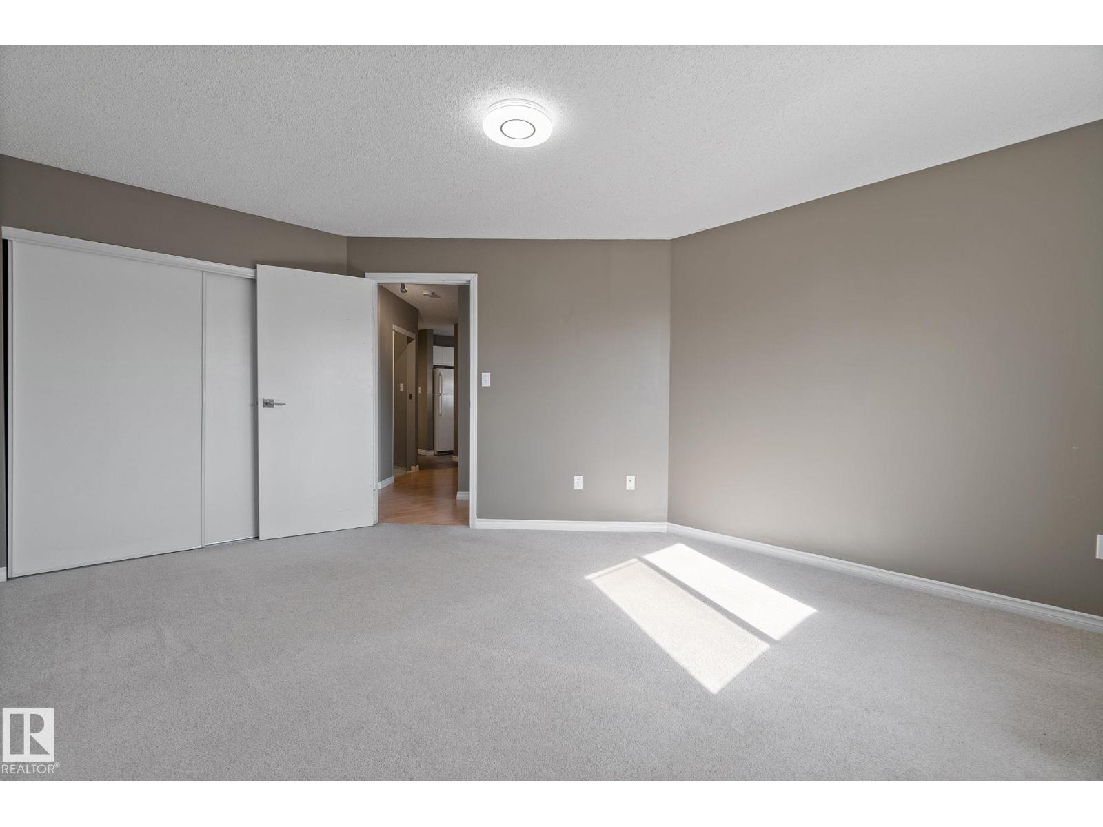 Photo 18 of 304 2508 50 St Nw, Edmonton AB