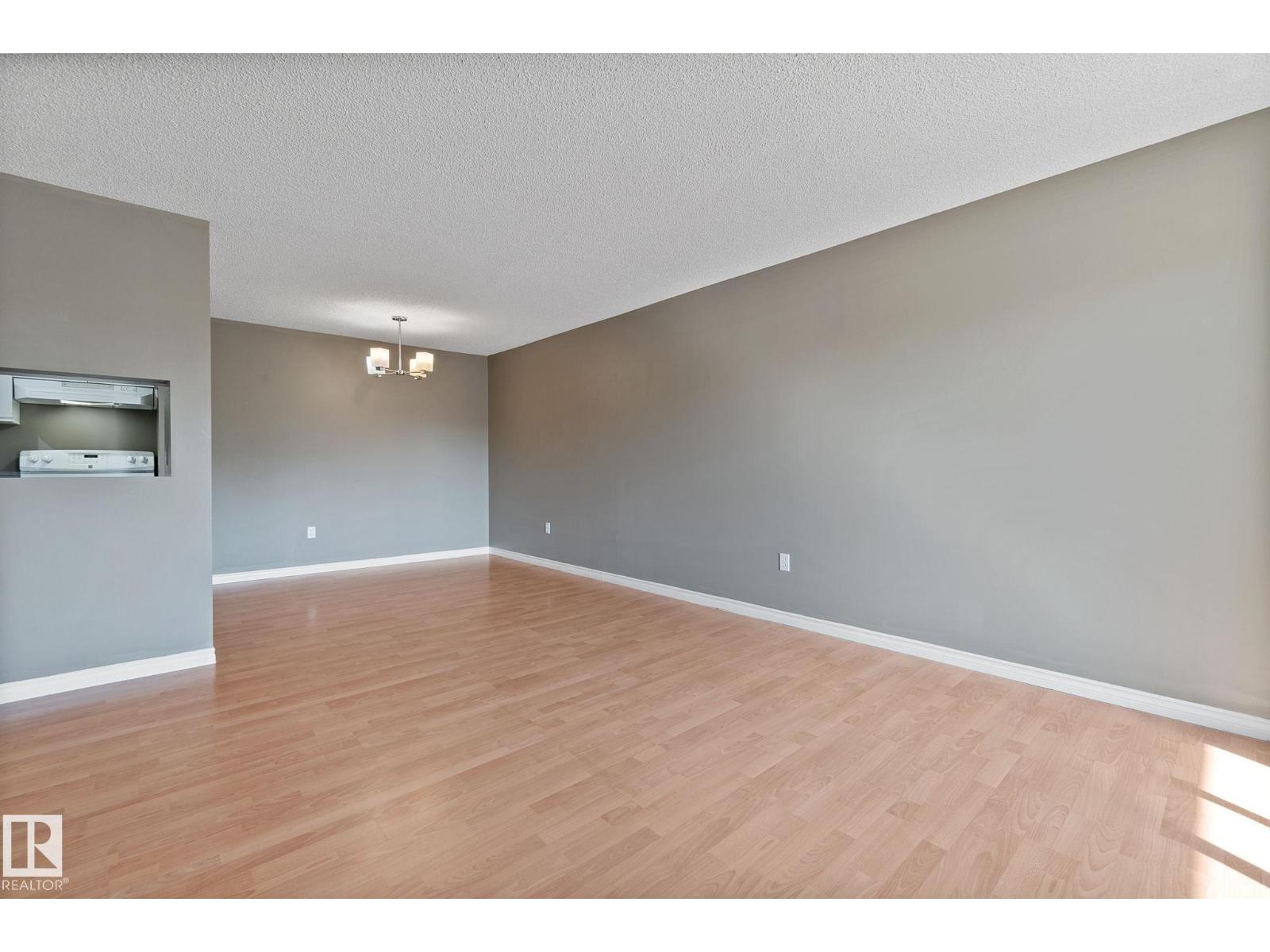 Photo 9 of 304 2508 50 St Nw, Edmonton AB