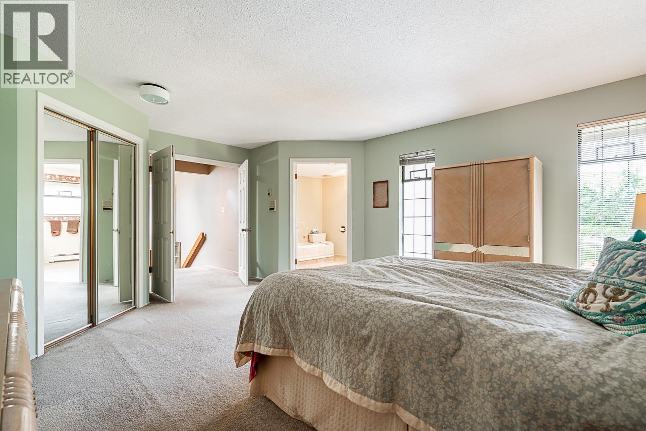 Photo 23 of 6600 Juniper Drive, Richmond BC