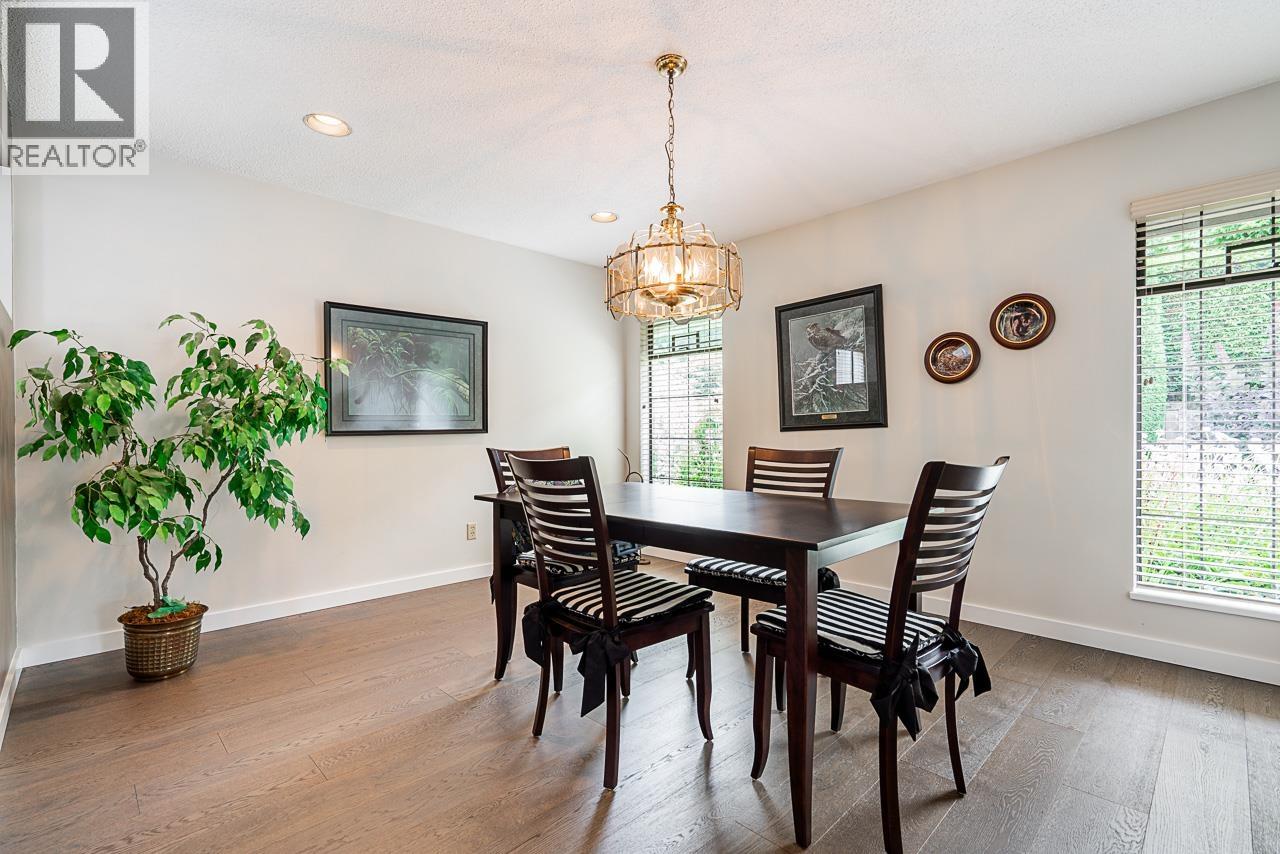 Photo 9 of 6600 Juniper Drive, Richmond BC