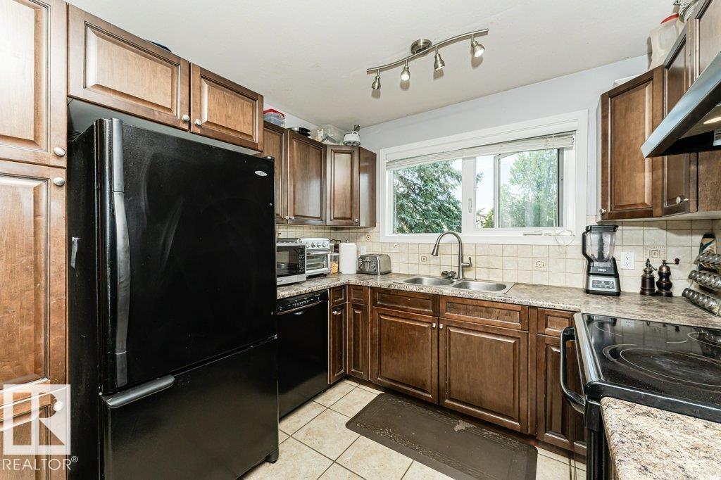 Photo 47 of 3405 39 St, Leduc AB
