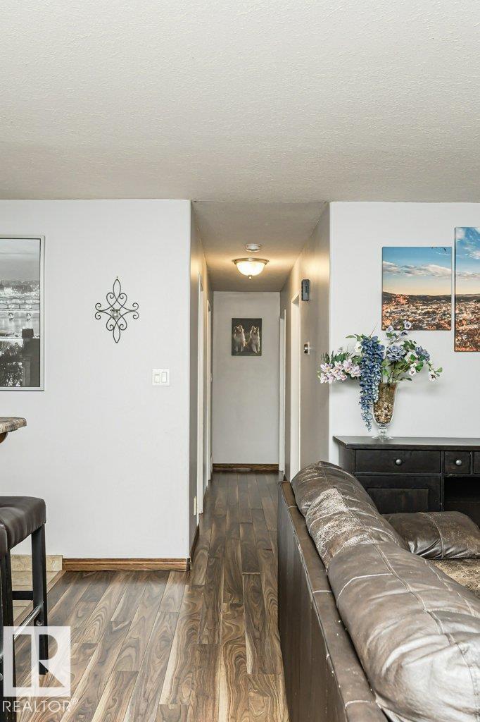 Photo 15 of 3405 39 St, Leduc AB