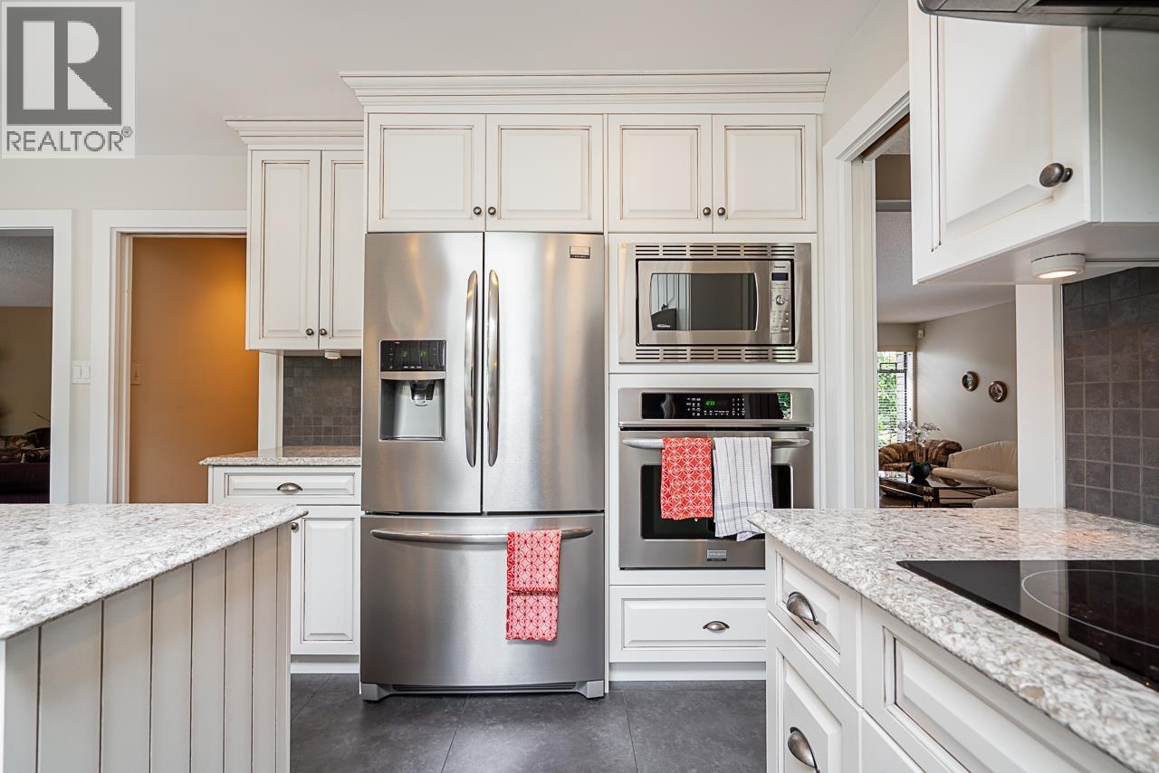 Photo 14 of 6600 Juniper Drive, Richmond BC