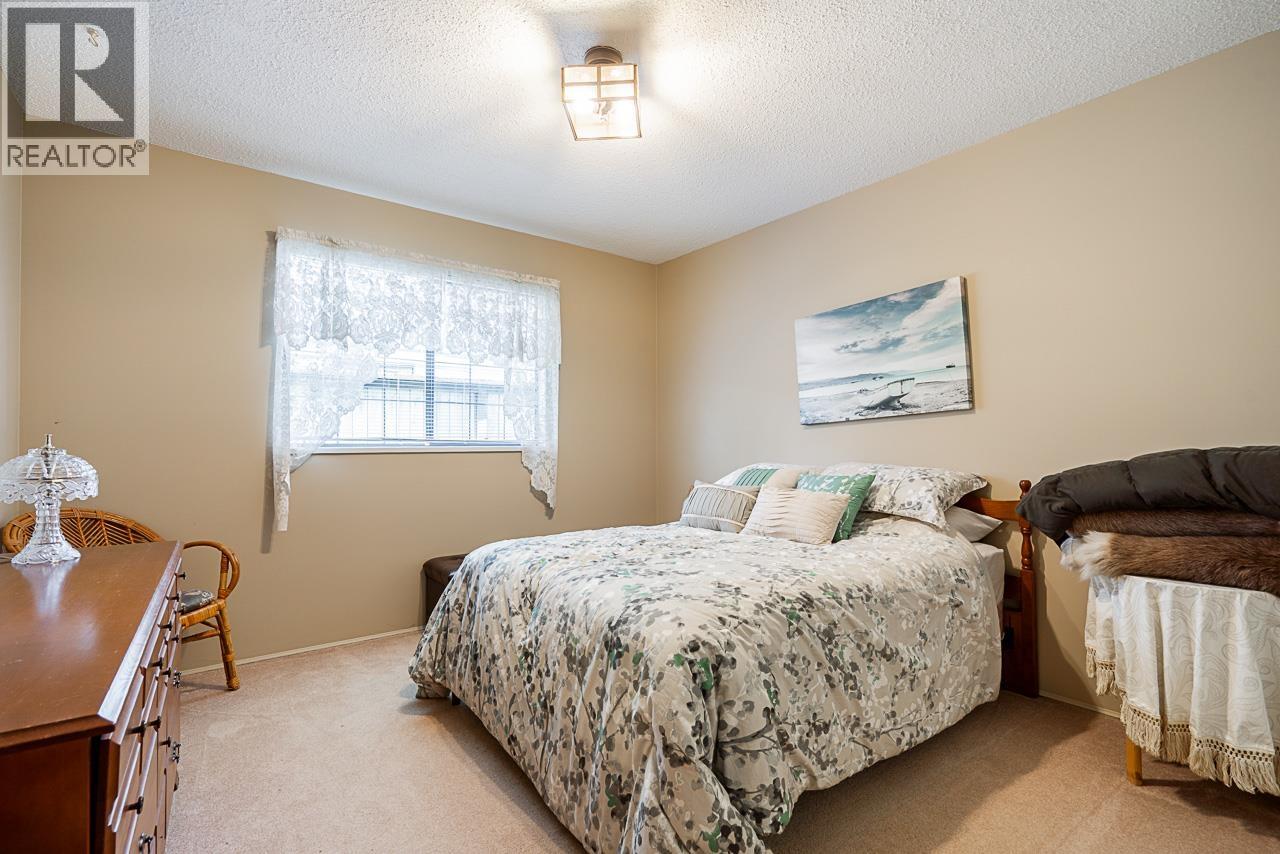 Photo 20 of 6600 Juniper Drive, Richmond BC