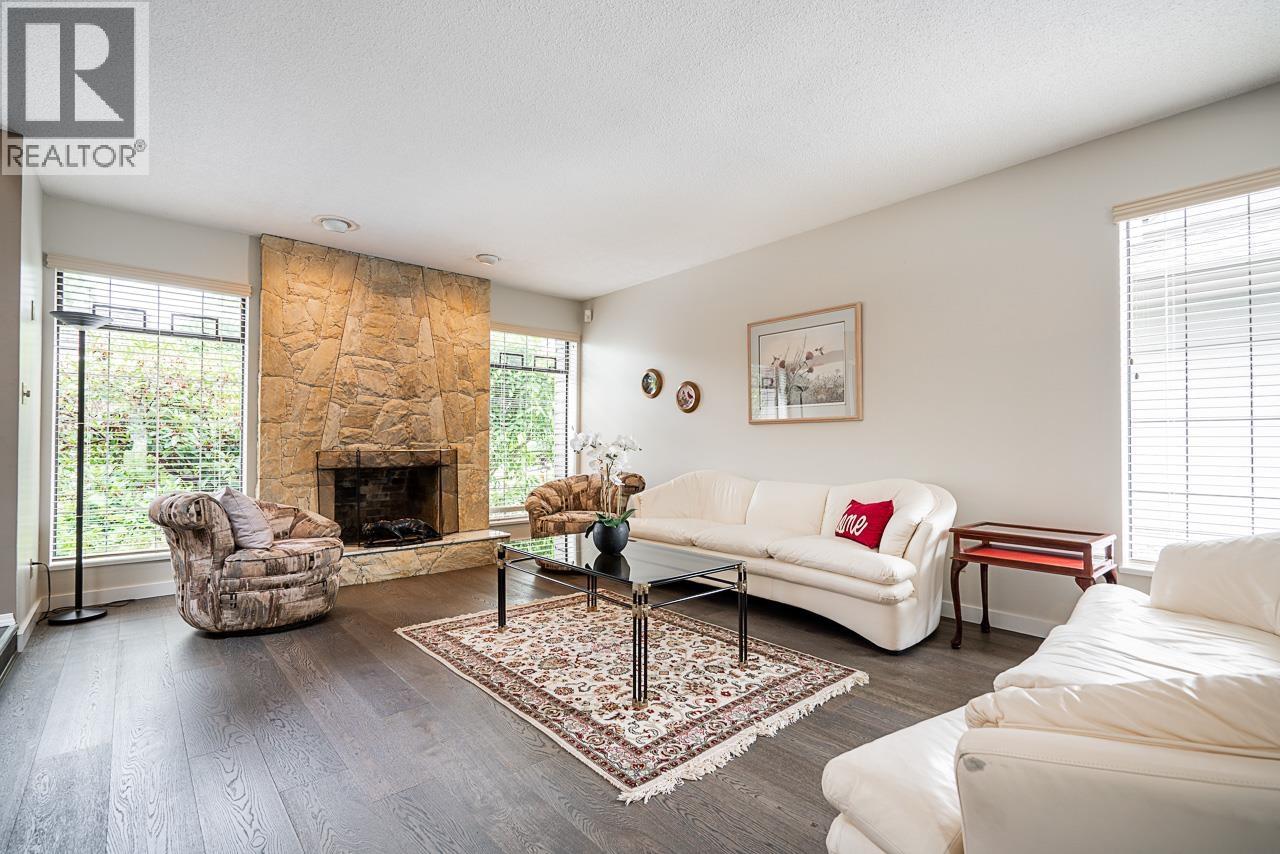 Photo 6 of 6600 Juniper Drive, Richmond BC