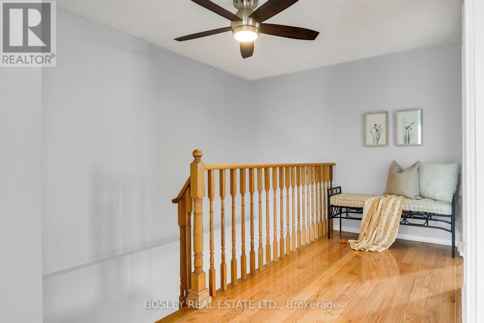Photo 21 of 44 Hooper Square, Clarington ON