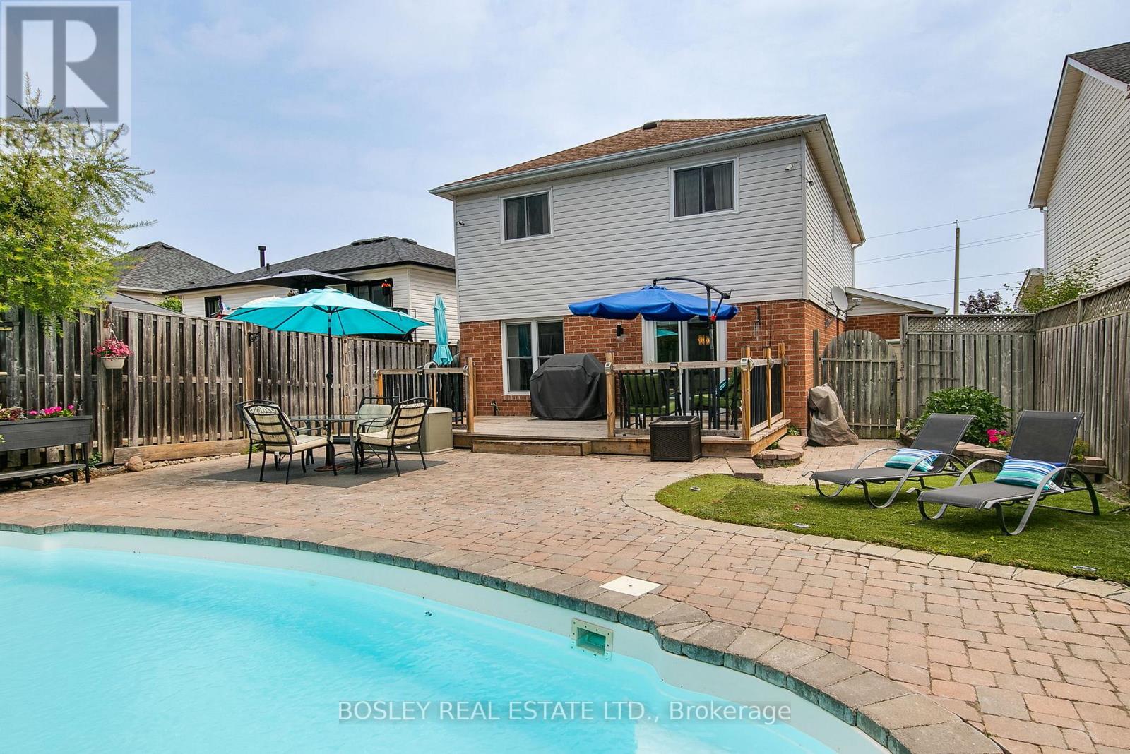 Photo 41 of 44 Hooper Square, Clarington ON
