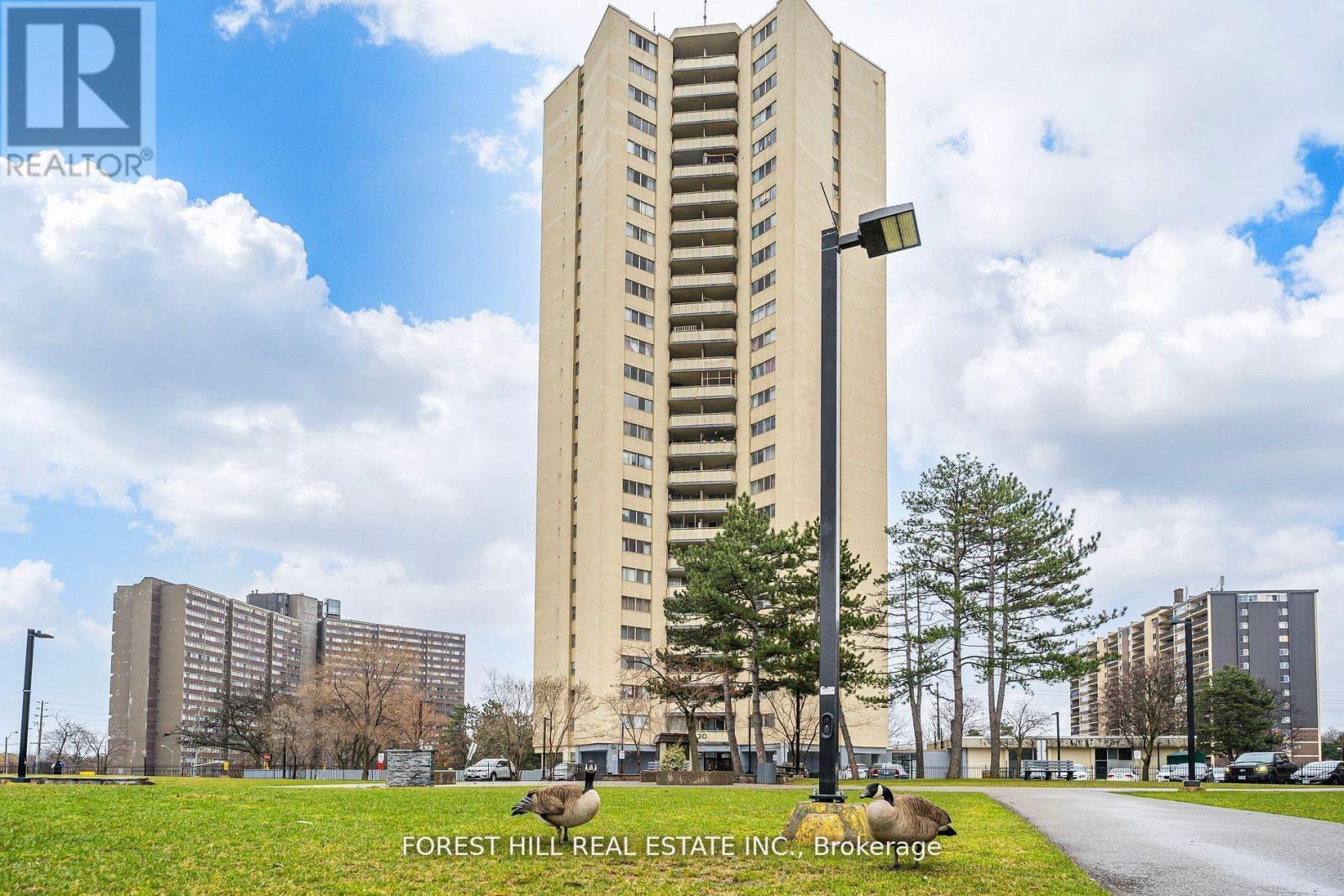 Photo 13 of 207 330 Dixon Road, Toronto ON