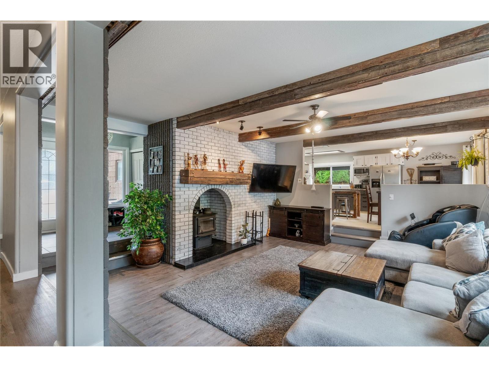 Photo 14 of 3111 5 Avenue Se, Salmon Arm BC