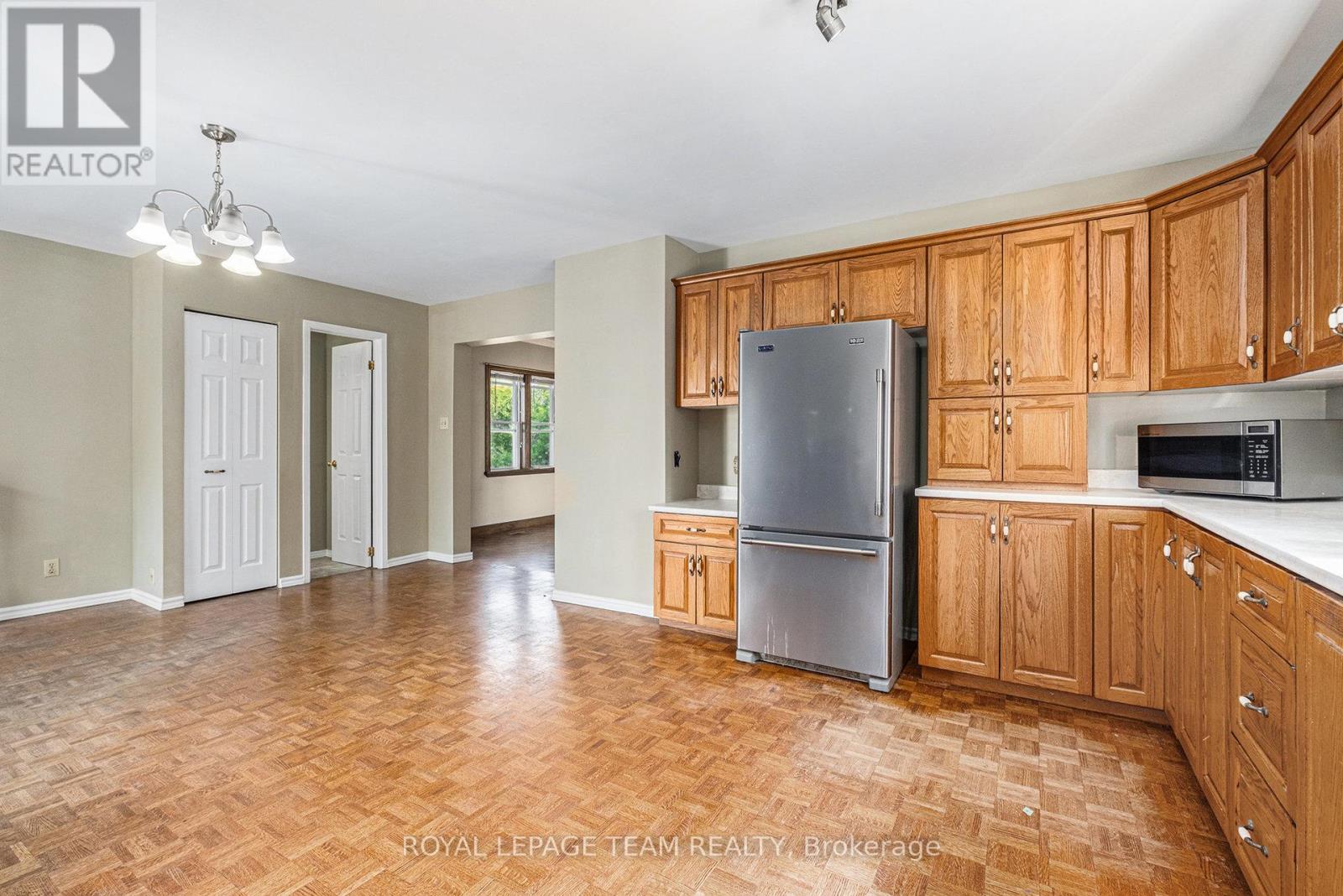 Photo 32 of 6109 Fourth Line Road W, Ottawa ON