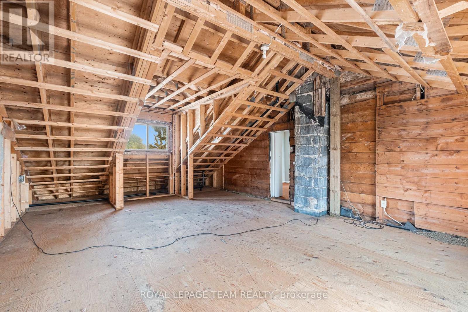 Photo 2 of 6109 Fourth Line Road W, Ottawa ON