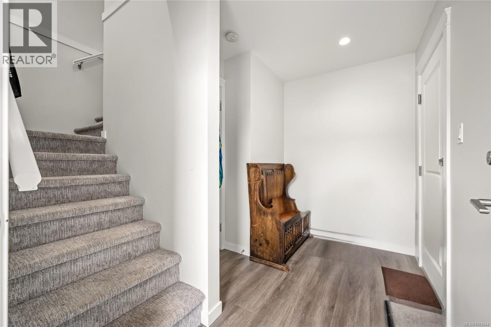 719 9TH ST - Image 21