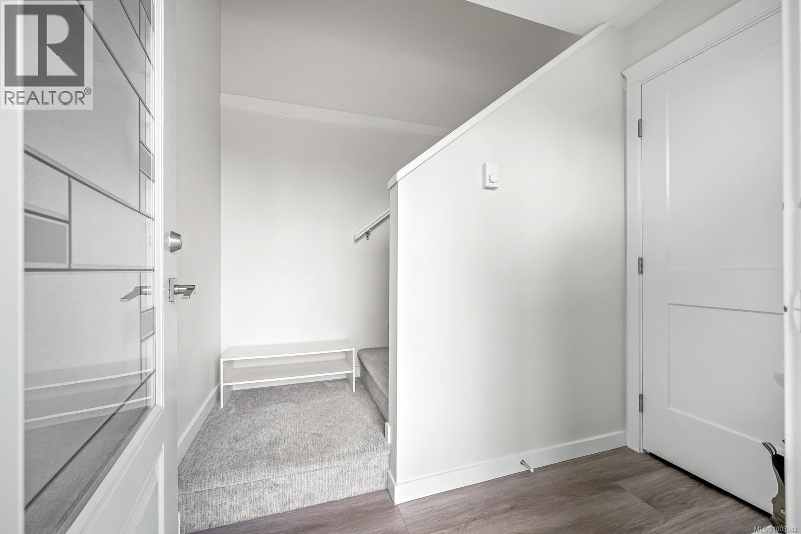 719 9TH ST - Image 19