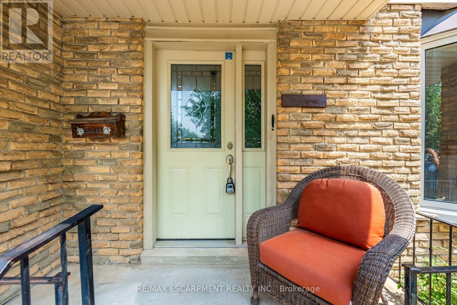 Photo 6 of 3084 Parkgate Crescent, Burlington ON