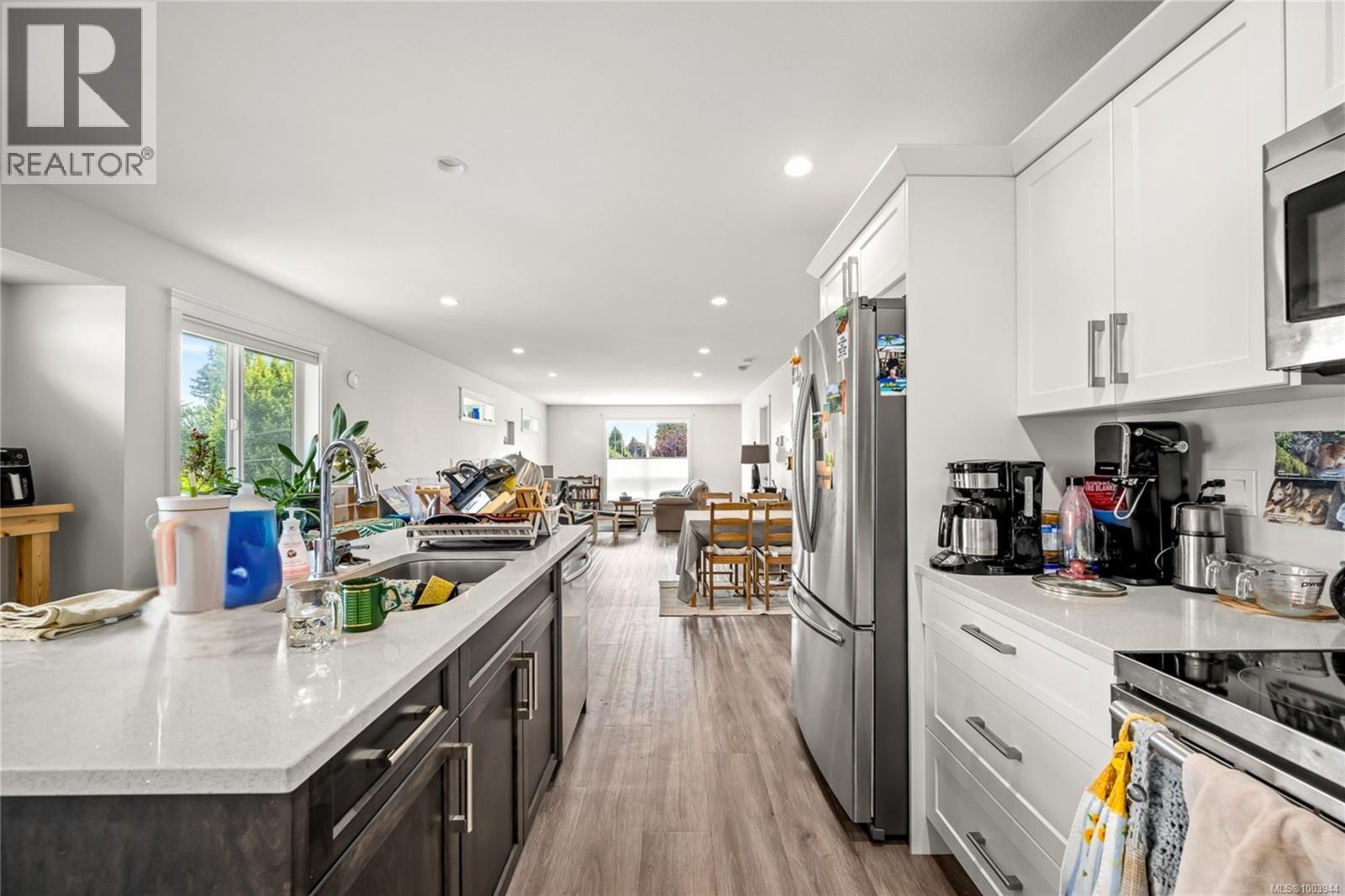719 9TH ST - Image 12