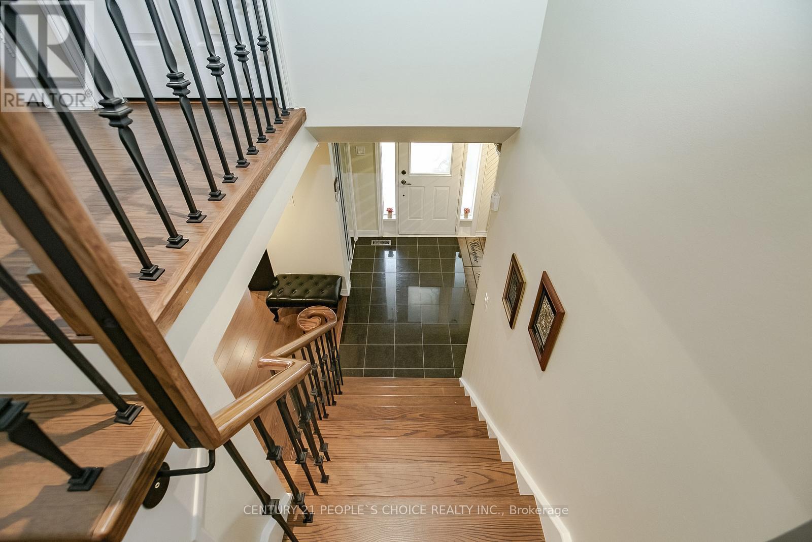 Photo 19 of 1 Lake Louise Drive, Brampton ON