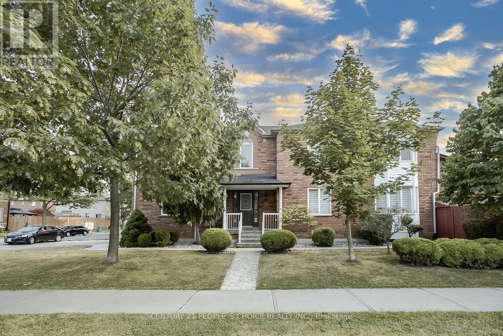 Photo 35 of 1 Lake Louise Drive, Brampton ON