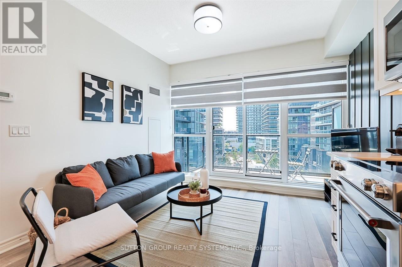 Photo 11 of 704 39 Annie Criag Drive, Toronto ON