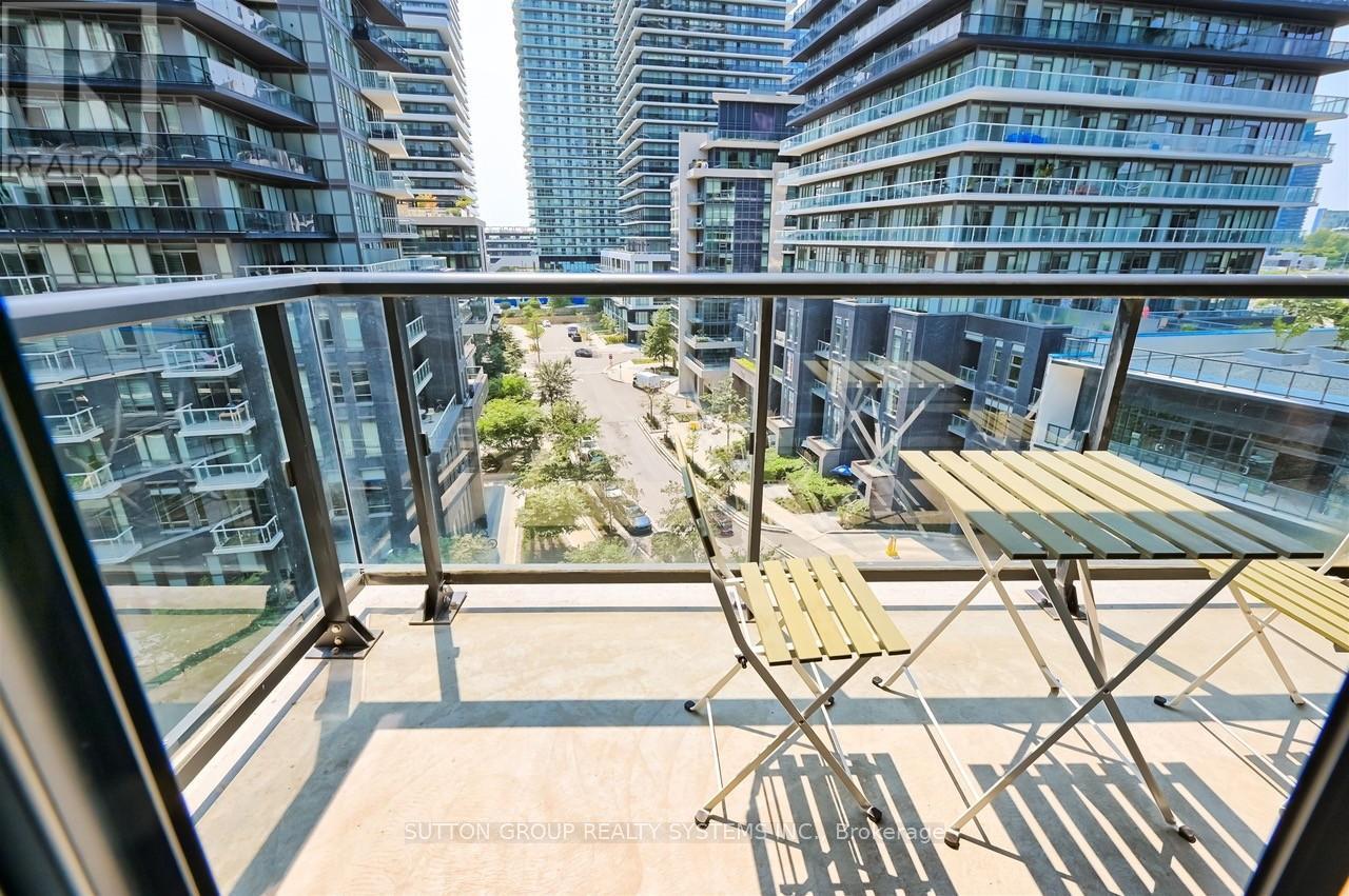 Photo 24 of 704 39 Annie Criag Drive, Toronto ON