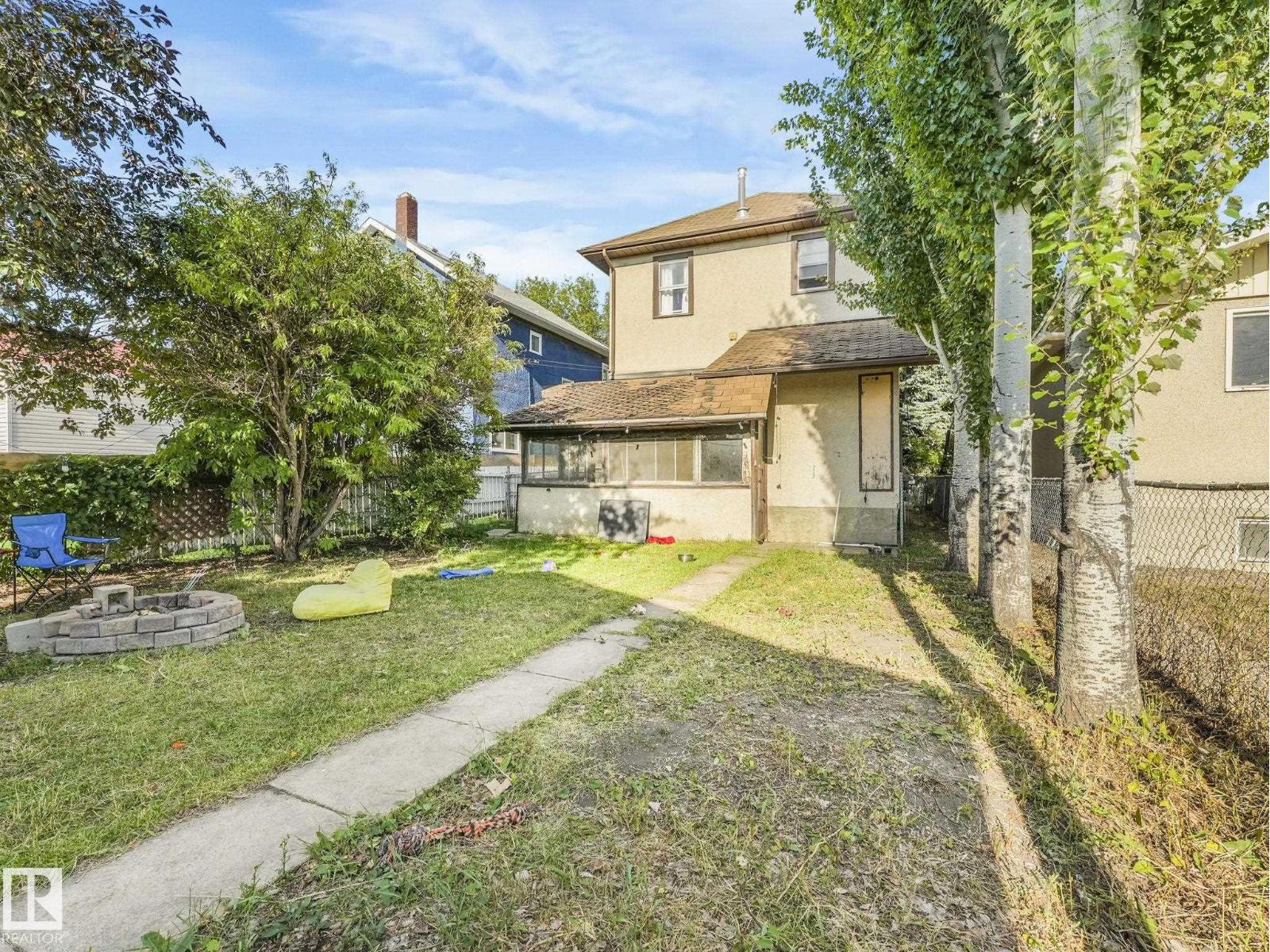 Photo 27 of 11408 81 St Nw, Edmonton AB