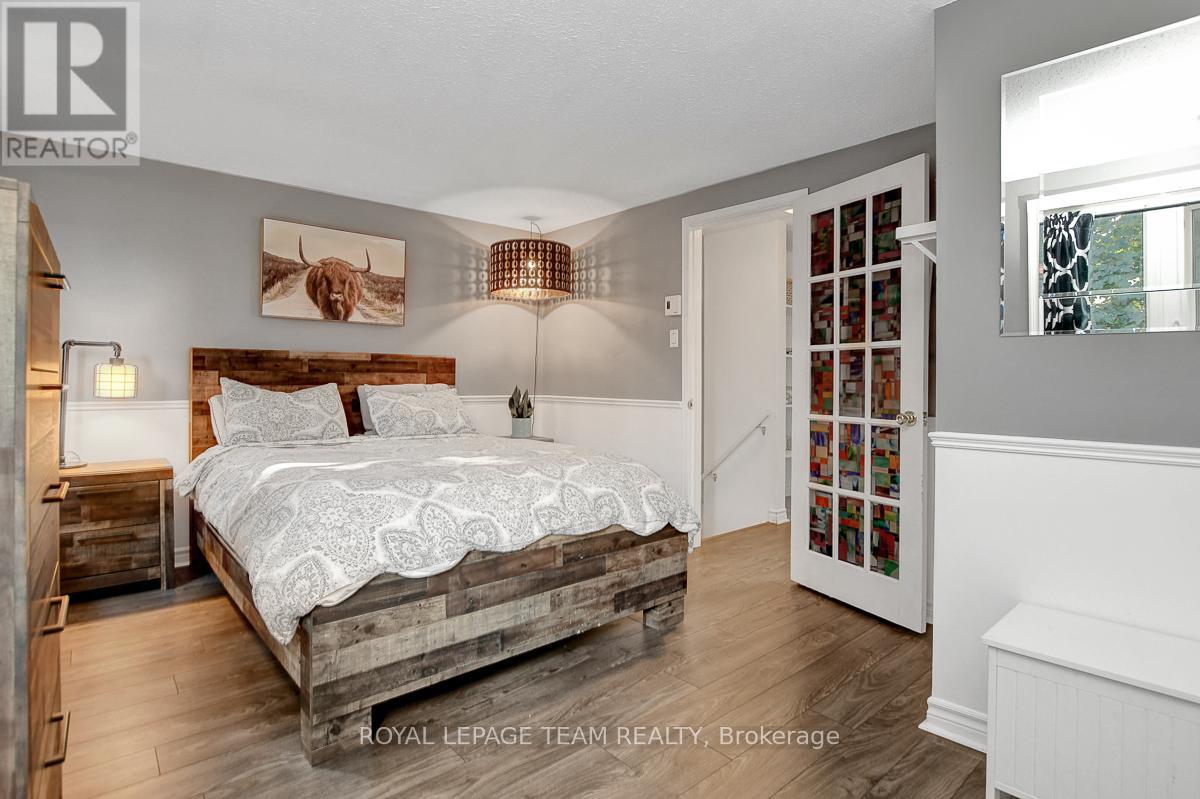 Photo 24 of 15 1302 Alness Court, Ottawa ON